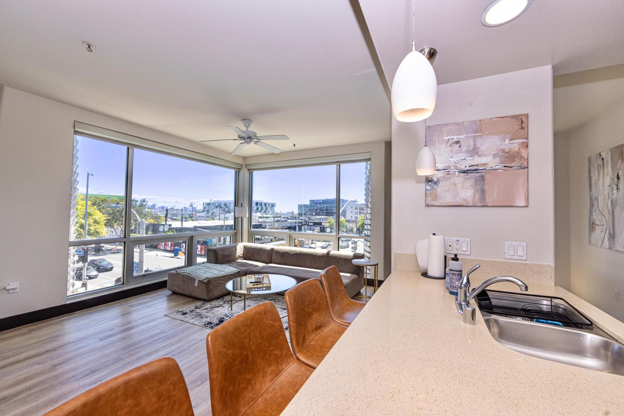 2br Weho Modern Luxury Townhouse Apartment